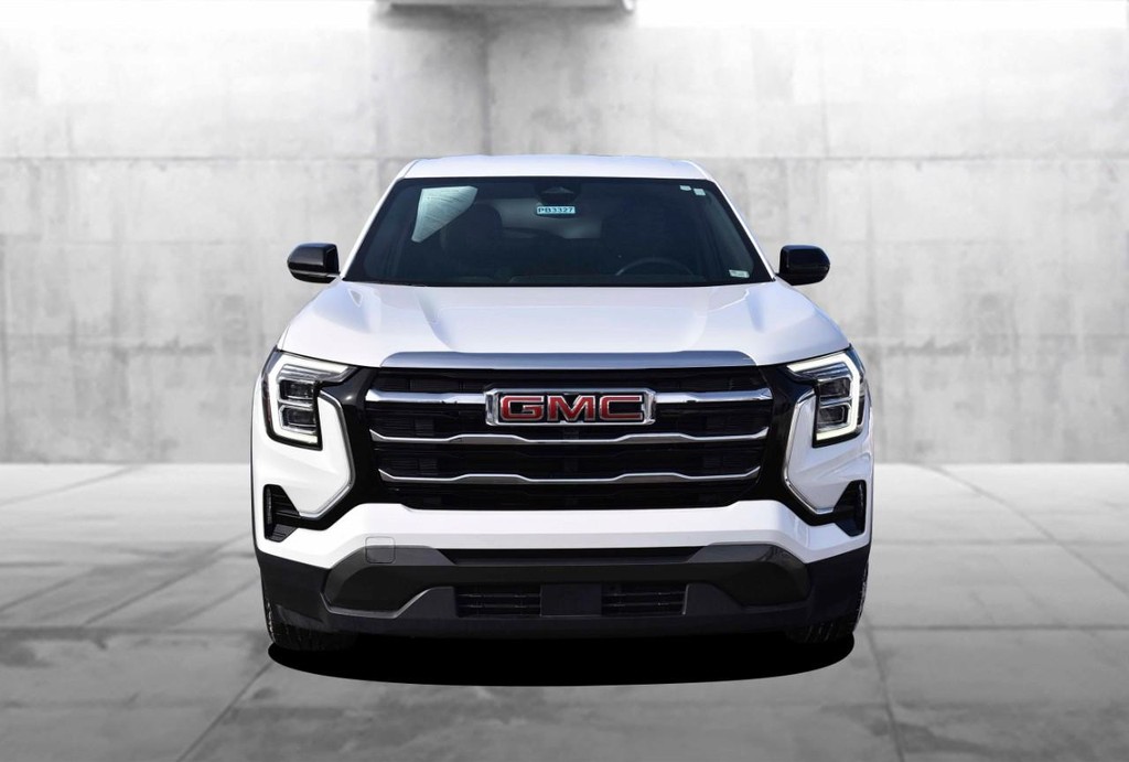 GMC Terrain Vehicle Full-screen Gallery Image 4