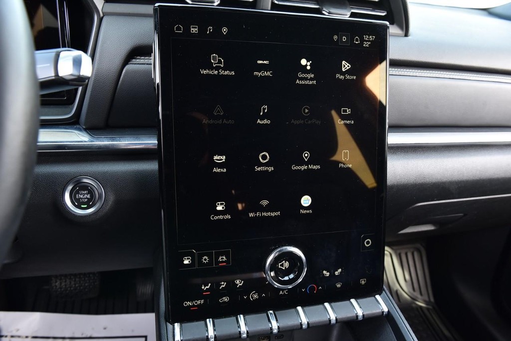 GMC Terrain Vehicle Full-screen Gallery Image 14