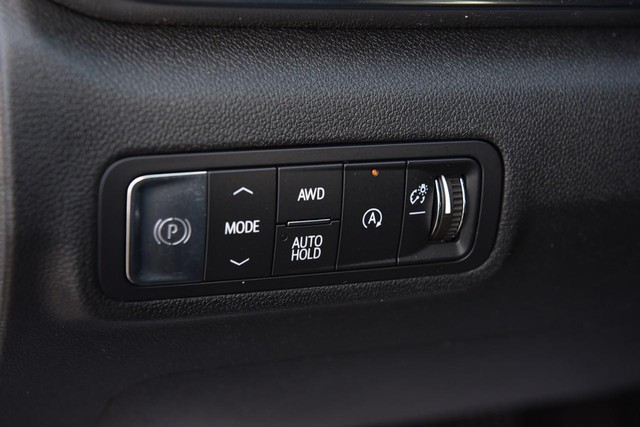 GMC Terrain Vehicle Image 11