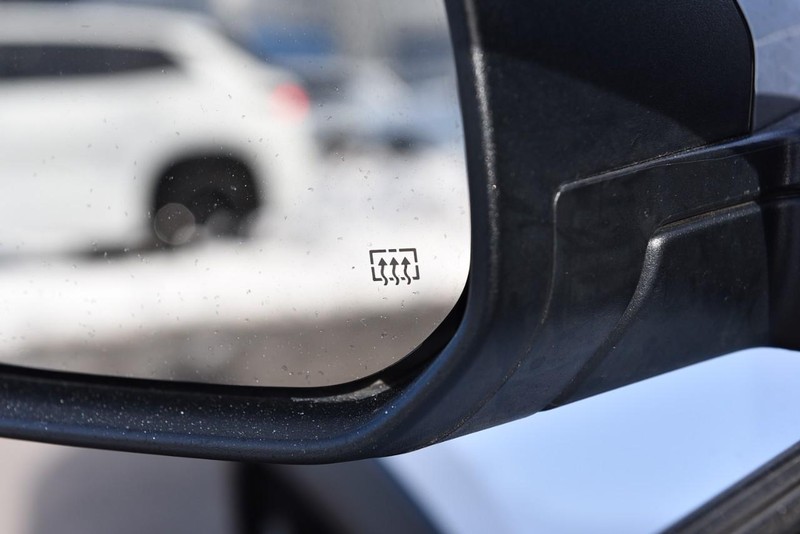 GMC Terrain Vehicle Image 09