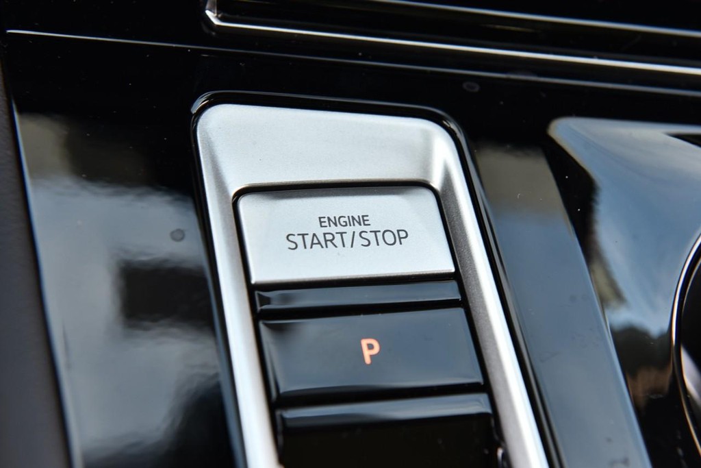 Volkswagen Atlas Vehicle Full-screen Gallery Image 17