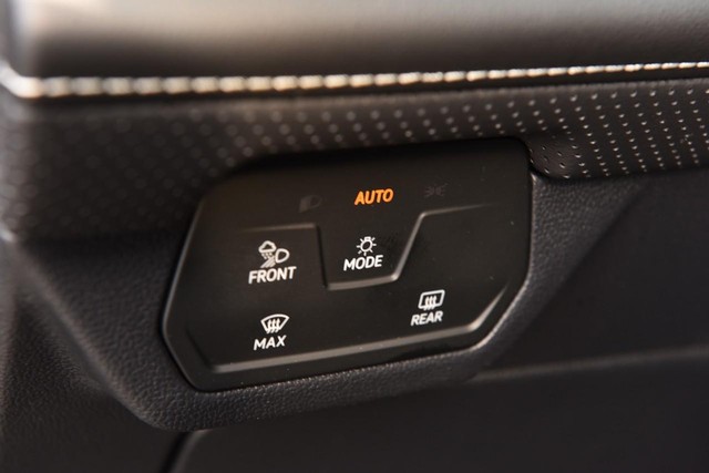 Volkswagen Atlas Vehicle Image 11