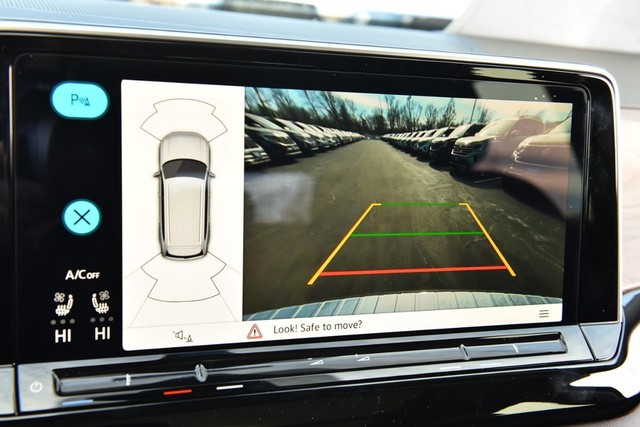 Volkswagen Atlas Vehicle Image 13