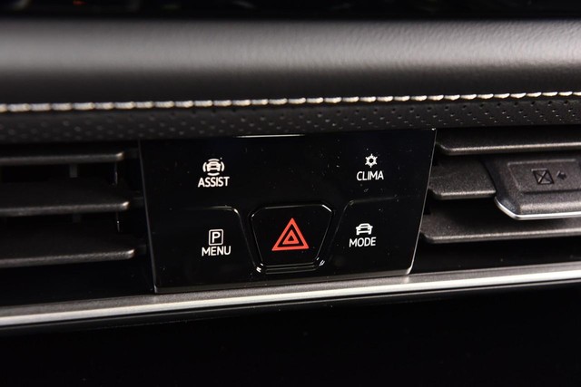 Volkswagen Atlas Vehicle Image 15