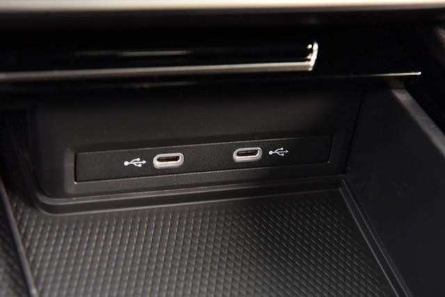 Volkswagen Atlas Vehicle Image 16