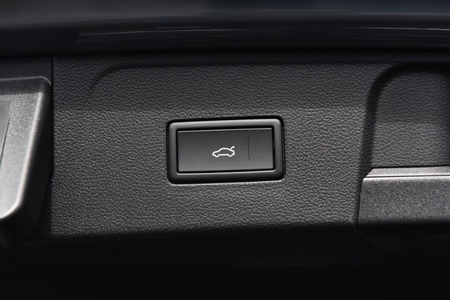 Volkswagen Atlas Vehicle Image 27