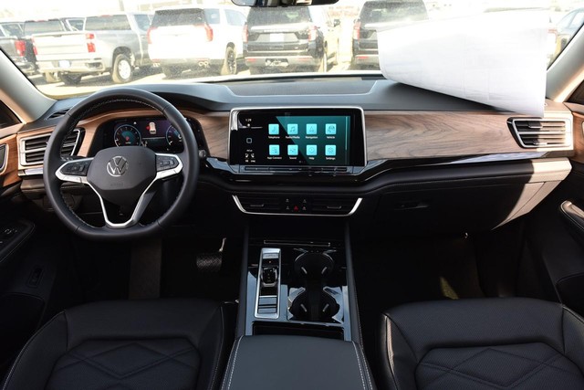 Volkswagen Atlas Vehicle Image 07