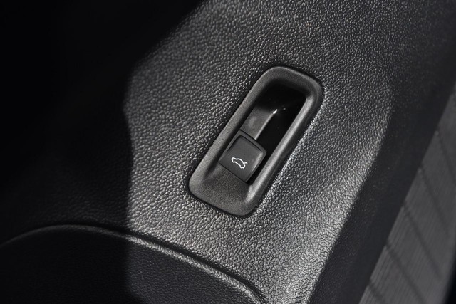 Volkswagen Atlas Vehicle Image 09