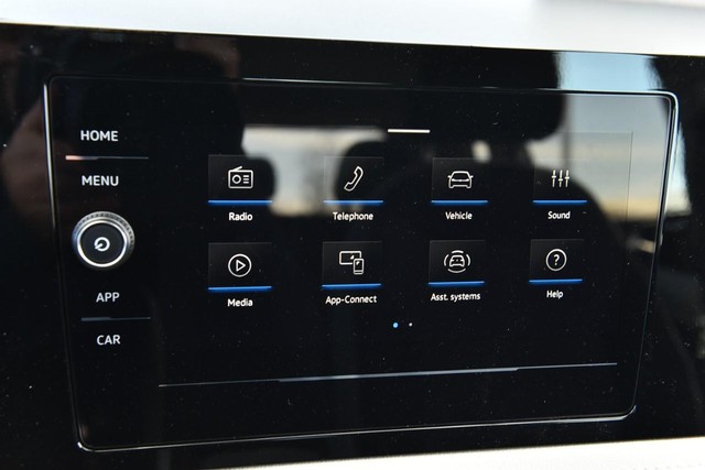 Volkswagen Taos Vehicle Image 13