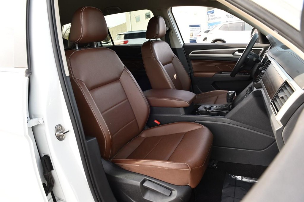 Volkswagen Atlas Vehicle Full-screen Gallery Image 20