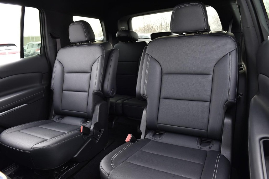 Chevrolet Traverse Vehicle Full-screen Gallery Image 23