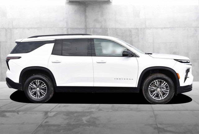 Chevrolet Traverse Vehicle Image 05