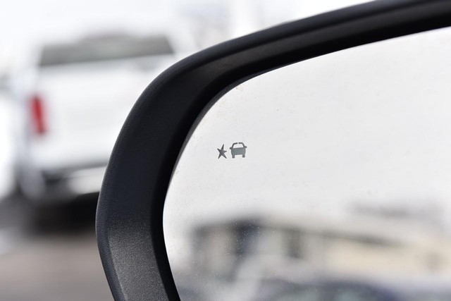 Chevrolet Traverse Vehicle Image 11