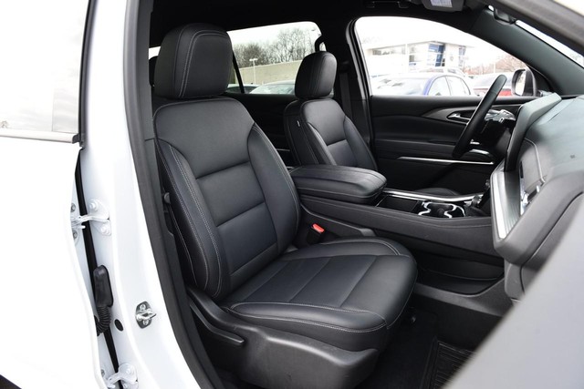 Chevrolet Traverse Vehicle Image 22