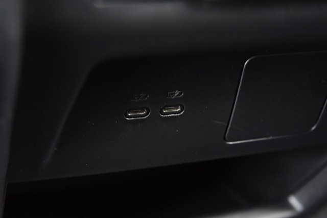 Chevrolet Traverse Vehicle Image 25