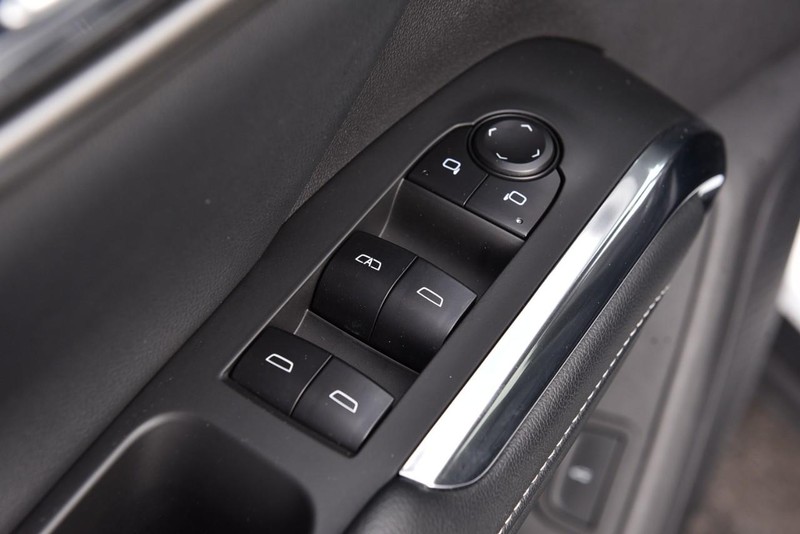 Chevrolet Traverse Vehicle Full-screen Gallery Image 08