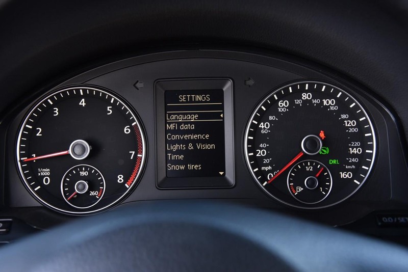 Volkswagen EOS Vehicle Image 12