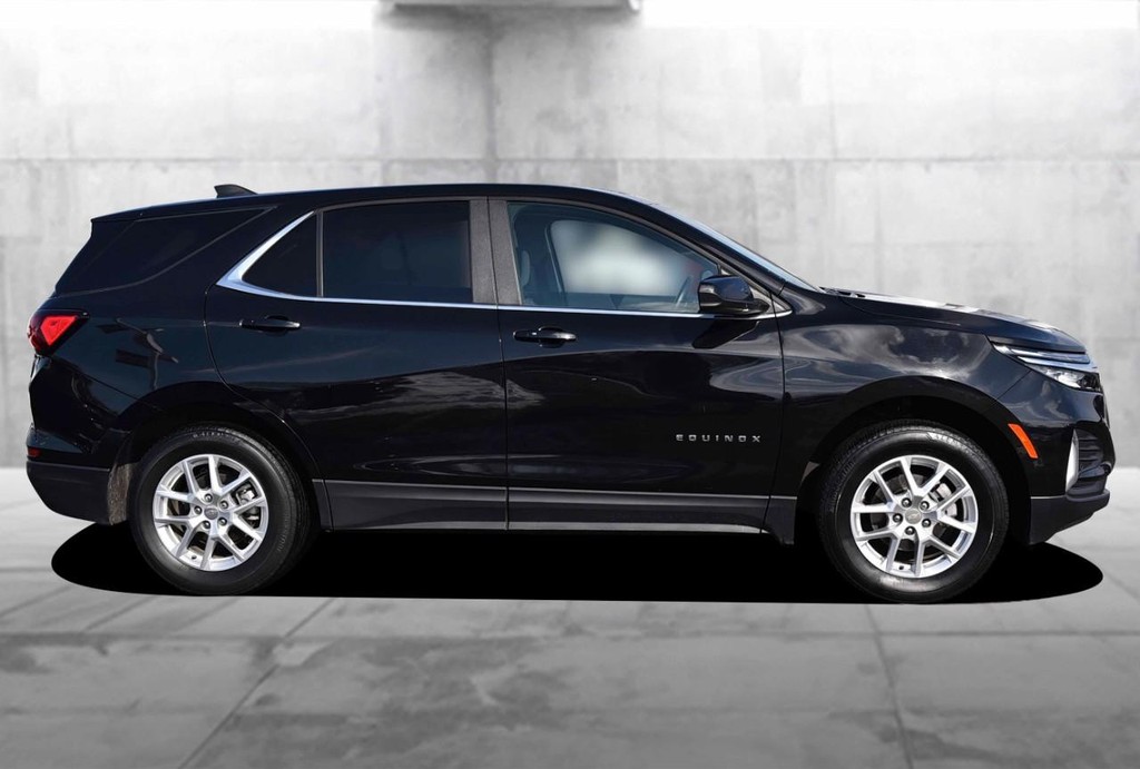 Chevrolet Equinox Vehicle Full-screen Gallery Image 5