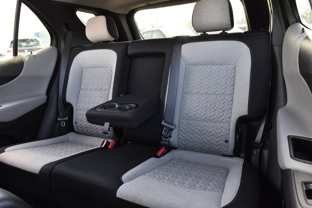 Chevrolet Equinox Vehicle Image 24