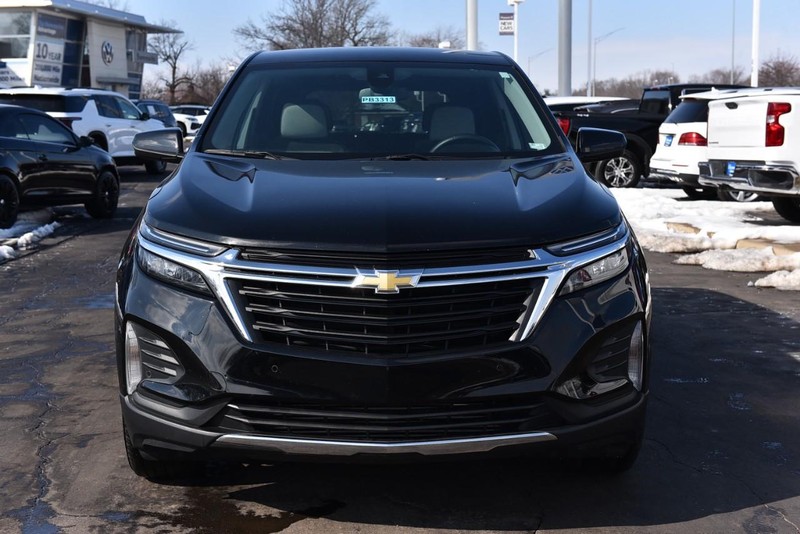 Chevrolet Equinox Vehicle Full-screen Gallery Image 04