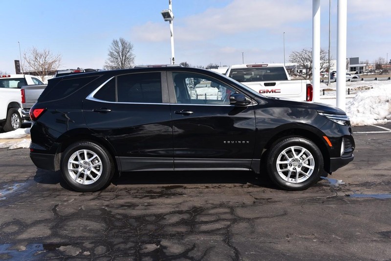 Chevrolet Equinox Vehicle Full-screen Gallery Image 05