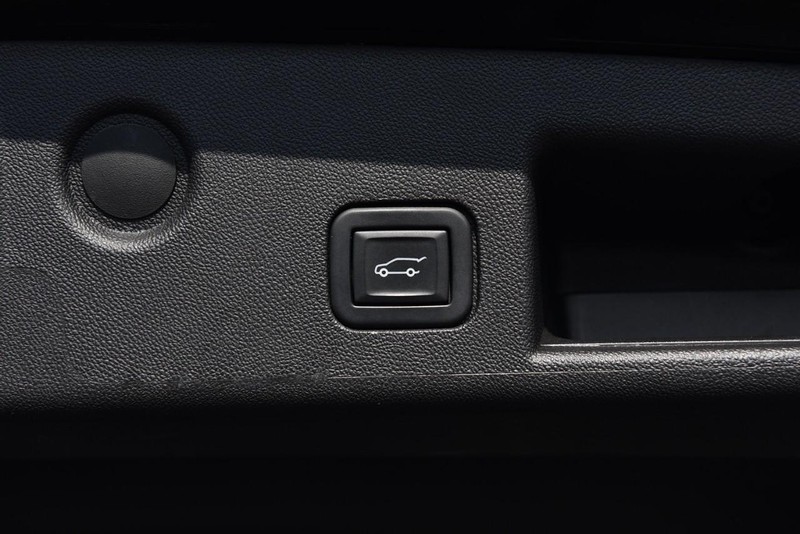 Chevrolet Equinox Vehicle Full-screen Gallery Image 28