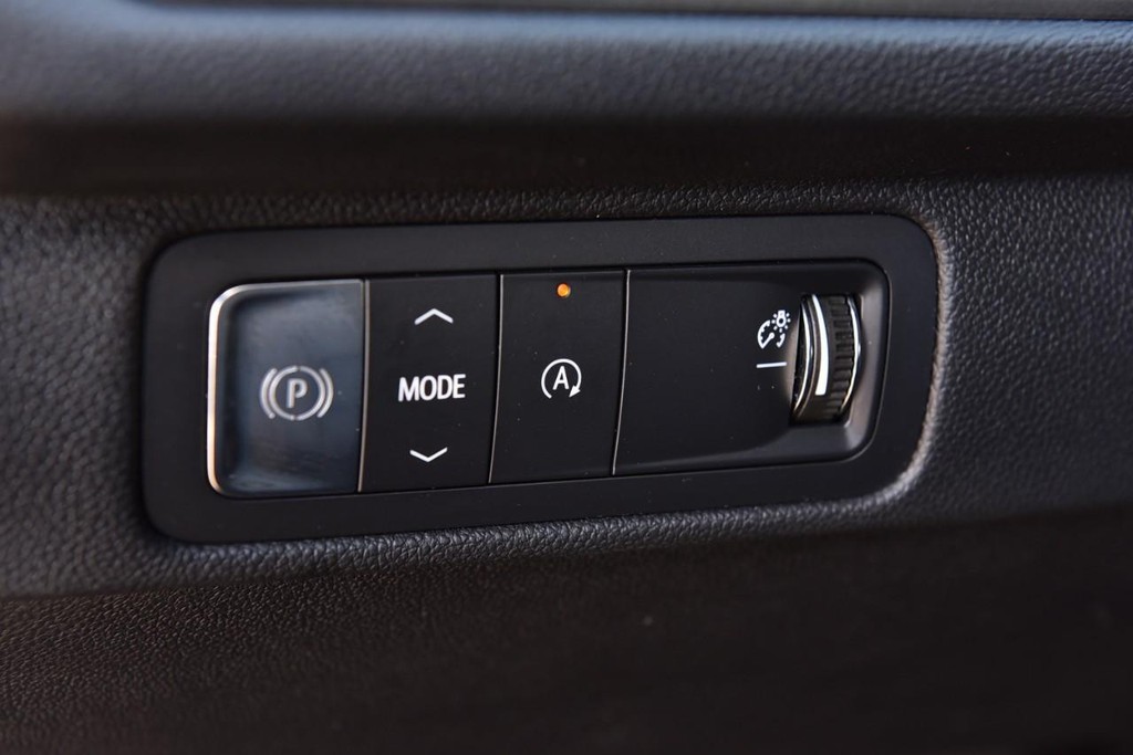 Chevrolet Traverse Vehicle Full-screen Gallery Image 12