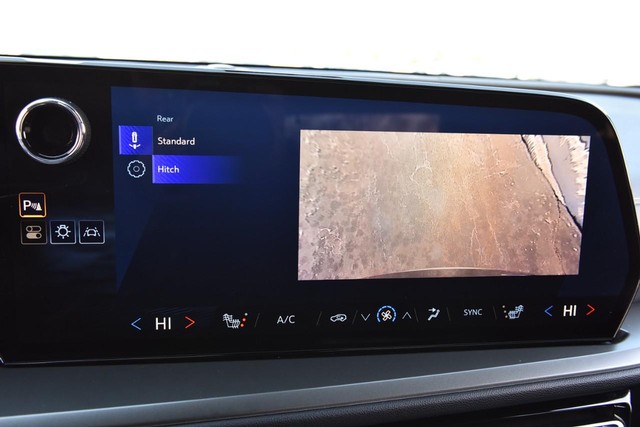 Chevrolet Traverse Vehicle Image 15