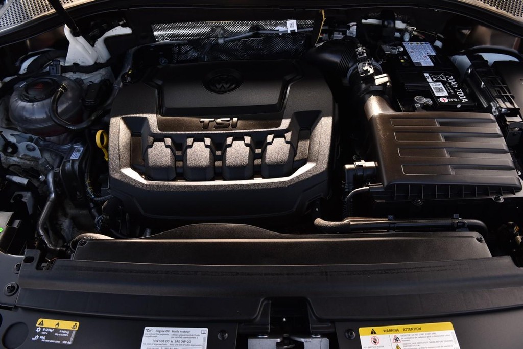 Volkswagen Tiguan Vehicle Full-screen Gallery Image 24