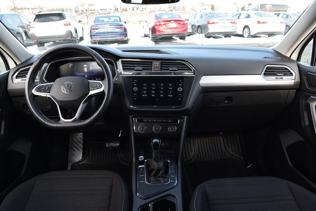 Volkswagen Tiguan Vehicle Image 07