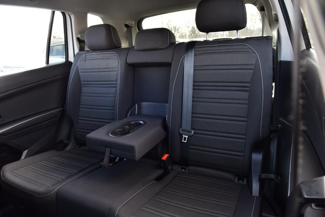 Volkswagen Tiguan Vehicle Image 20