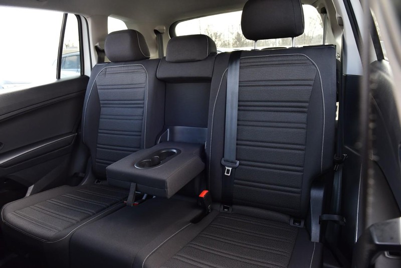 Volkswagen Tiguan Vehicle Image 20