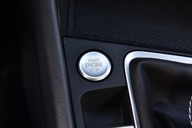 Volkswagen Jetta Vehicle Image 17