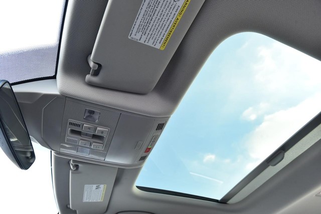 Volkswagen Jetta Vehicle Image 22