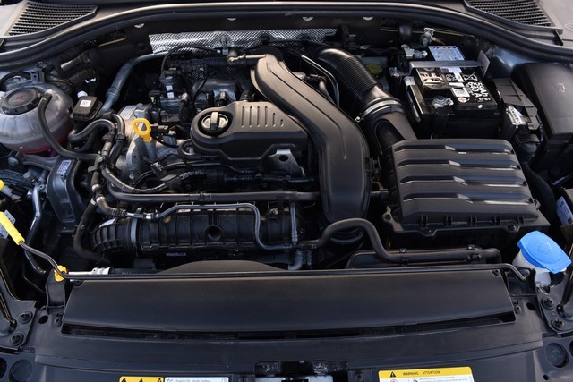 Volkswagen Jetta Vehicle Image 25