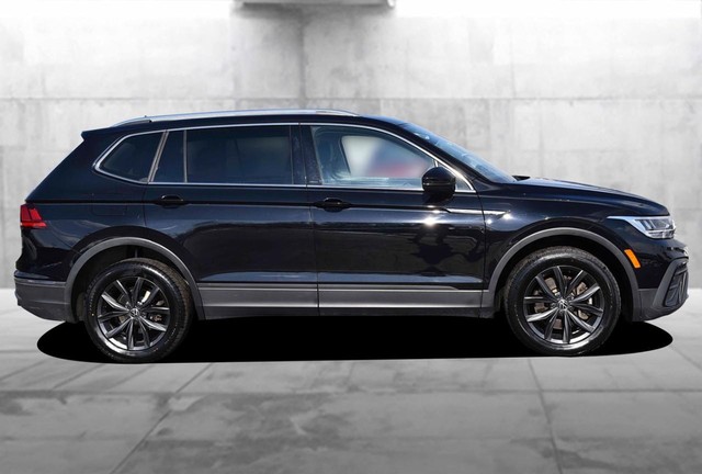 Volkswagen Tiguan Vehicle Image 05