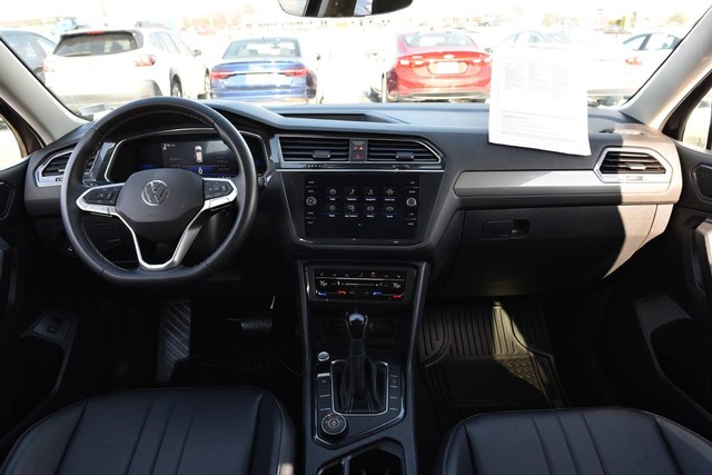 Volkswagen Tiguan Vehicle Image 07