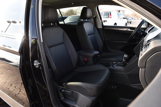 Volkswagen Tiguan Vehicle Image 21