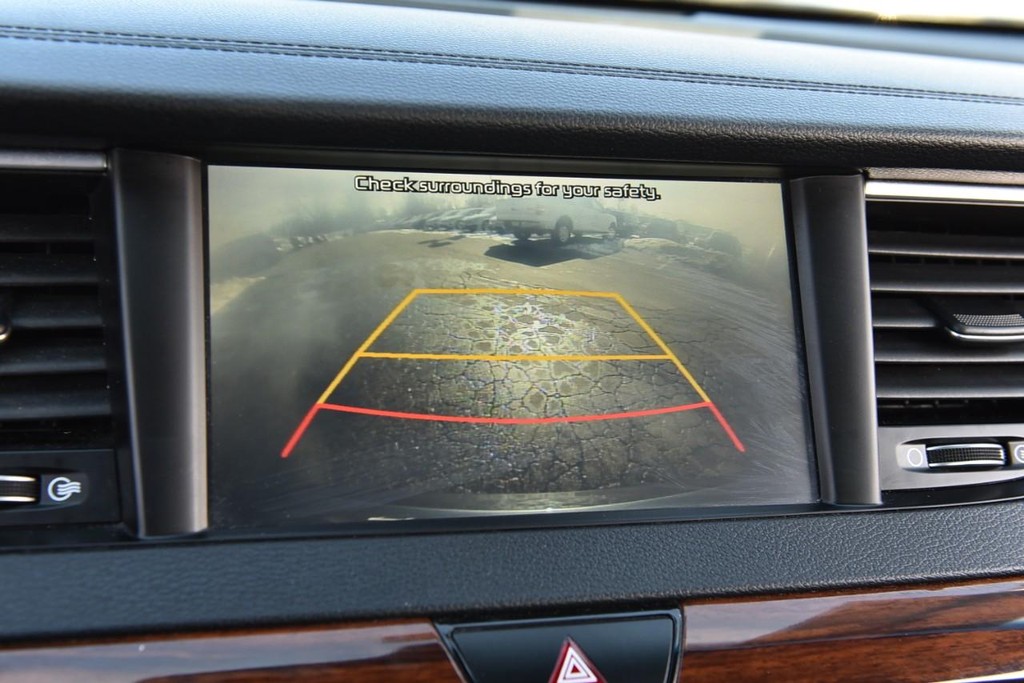 Kia Cadenza Vehicle Full-screen Gallery Image 12