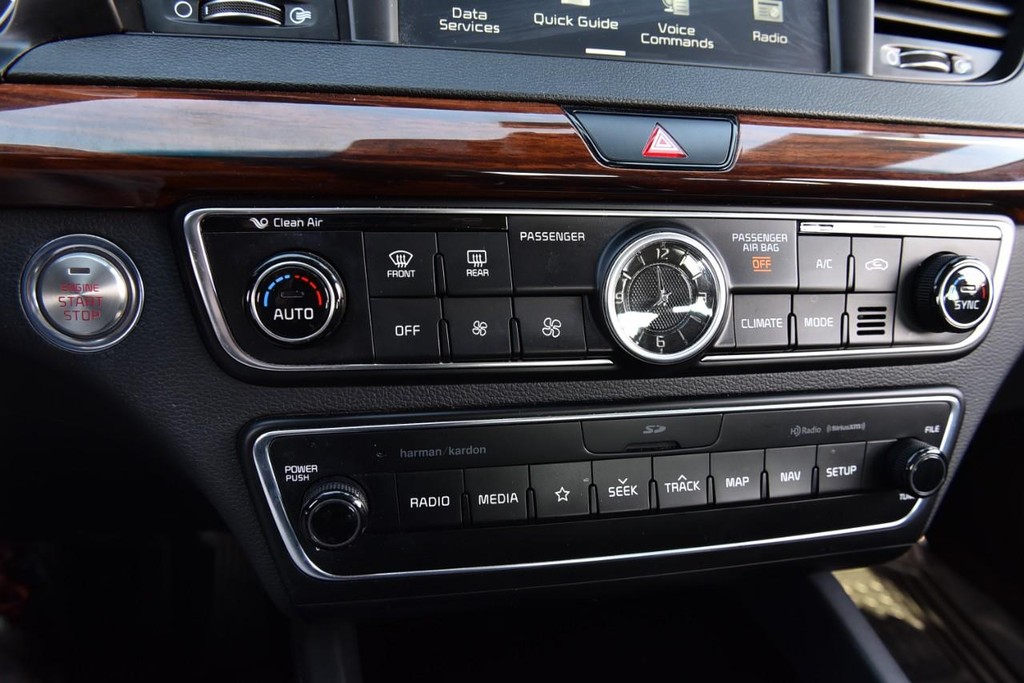 Kia Cadenza Vehicle Full-screen Gallery Image 14