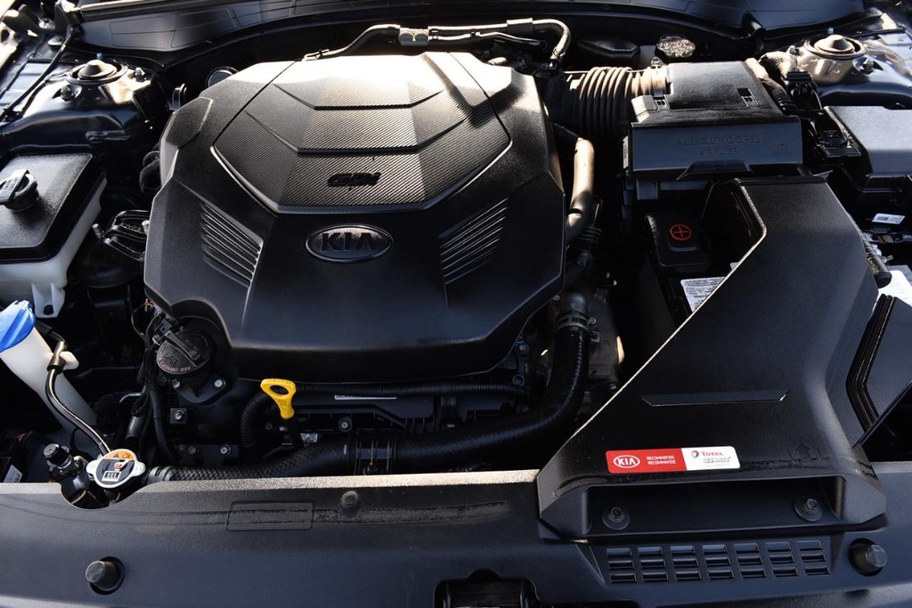 Kia Cadenza Vehicle Full-screen Gallery Image 26