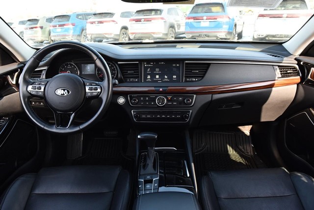 Kia Cadenza Vehicle Image 07