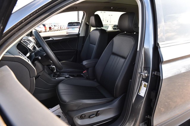 Volkswagen Tiguan Vehicle Image 19