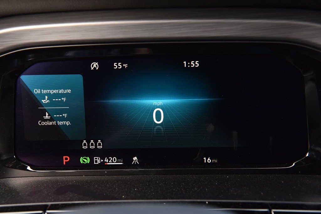 Volkswagen Atlas Cross Sport Vehicle Full-screen Gallery Image 11