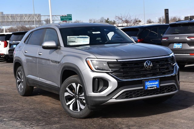 Volkswagen Atlas Cross Sport Vehicle Image 02