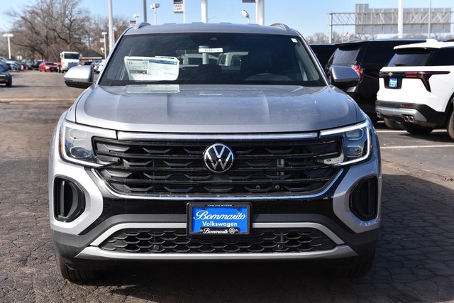 Volkswagen Atlas Cross Sport Vehicle Image 04