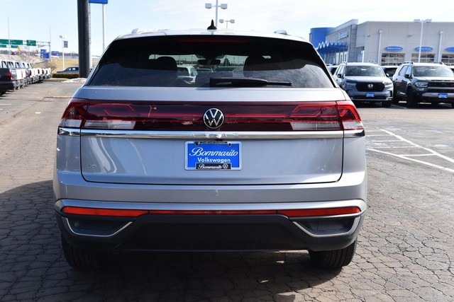 Volkswagen Atlas Cross Sport Vehicle Image 06