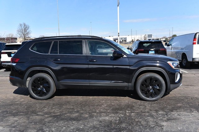 Volkswagen Atlas Vehicle Image 05