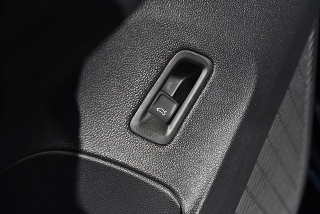 Volkswagen Atlas Vehicle Image 09