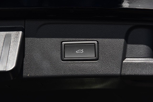 Volkswagen Atlas Vehicle Image 27